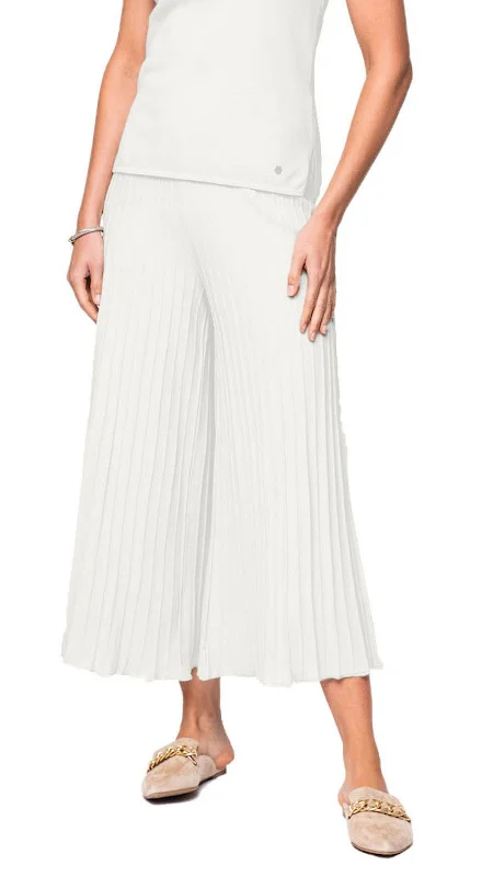 Slim-fit chinos for modern business casual -Giuliana Plisse-Look Cropped Wide Leg Pants; Winter White