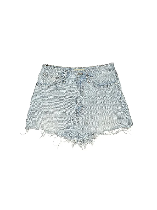 Strapless Skirts for Glamorous -Denim Shorts in Light Wash