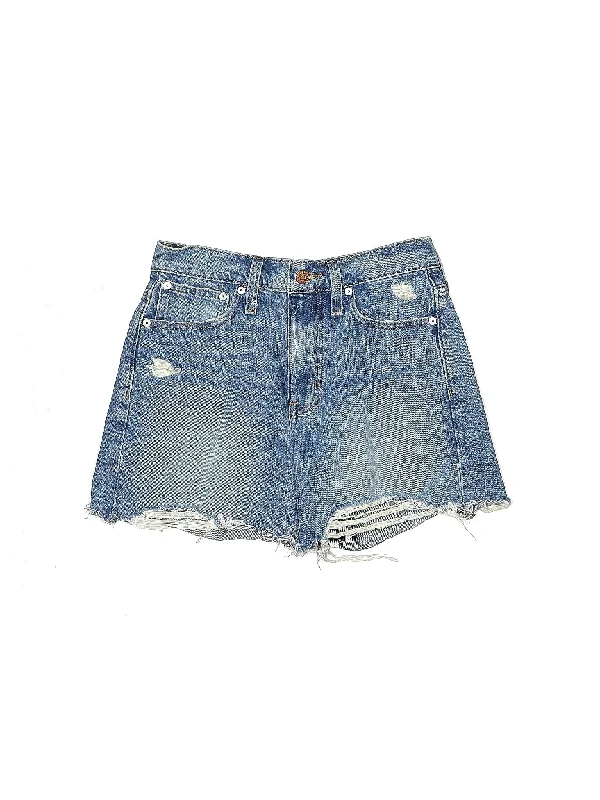 Printed Shorts with Patterns -Low-Rise Denim Shorts in Medium Wash