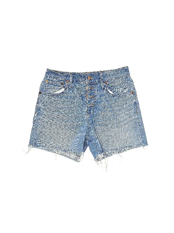 Cargo Shorts for Utility Purpose -Low-Rise Denim Shorts in Medium Wash