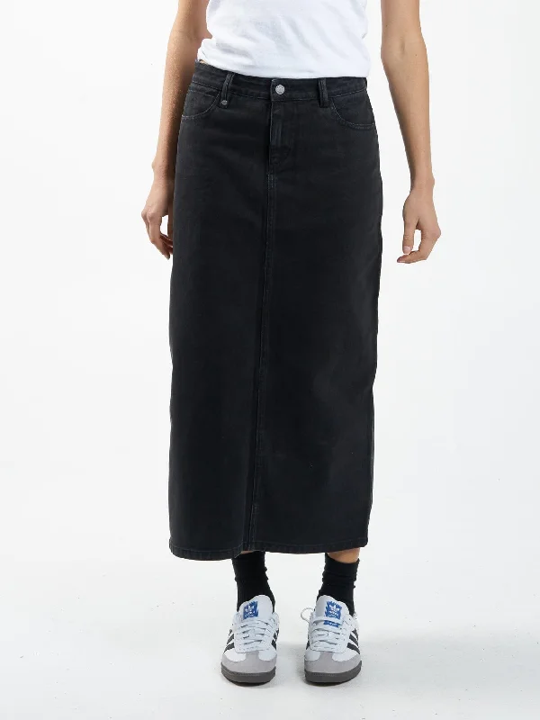 Oval Shaped Shorts for Grace -Frankie Skirt - Dusk Black