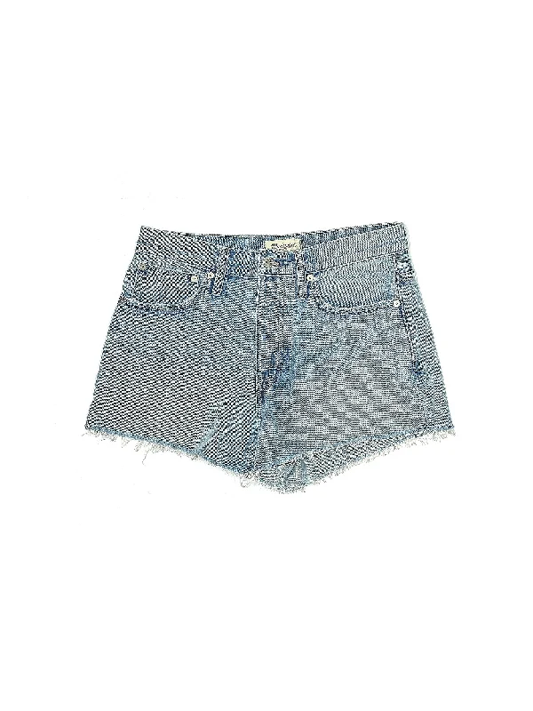 Denim Shorts for Casual Outings -Mid-Rise Denim Shorts in Medium Wash