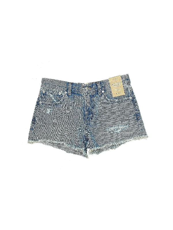 High-Waisted Skirts for Flatter -Mid-Rise Denim Shorts in Medium Wash