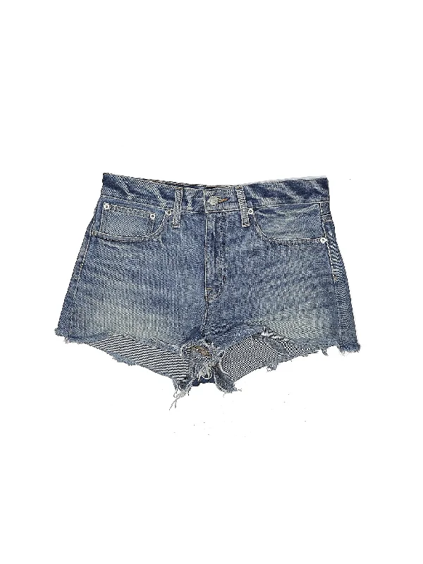 Belted Shorts for Fashion Statement -Denim Shorts in Medium Wash