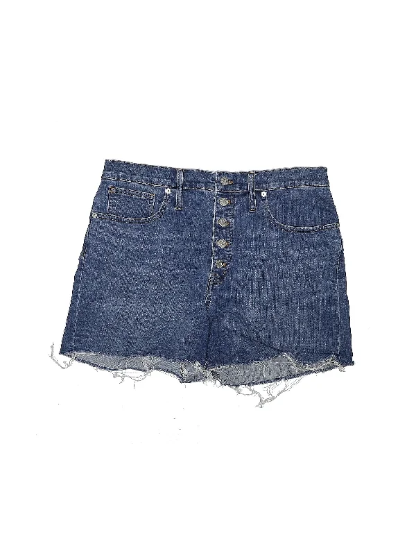 Maxi Skirts for Elegant Look -Denim Shorts in Medium Wash