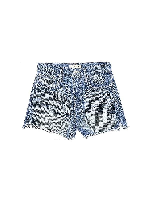 Round Shaped Shorts for Cute -Mid-Rise Denim Shorts in Medium Wash