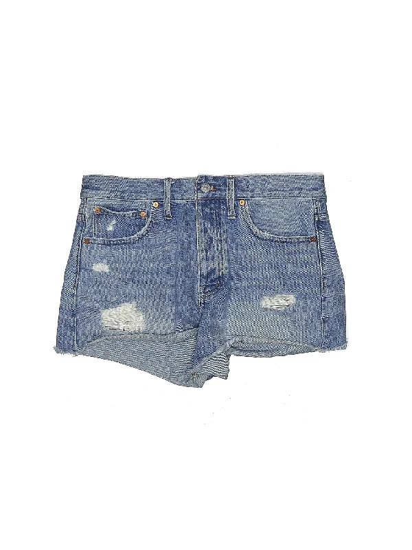 Star Shaped Shorts for Charm -Denim Shorts in Medium Wash