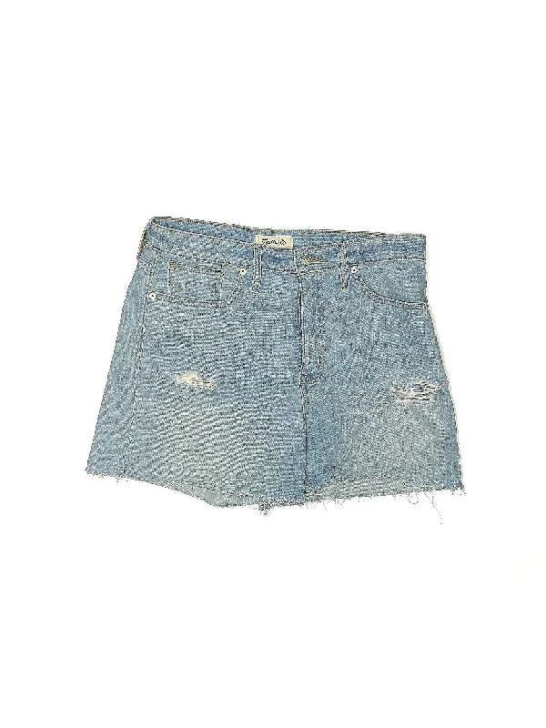 Belted Skirts for Shaping -Low-Rise Denim Shorts in Light Wash